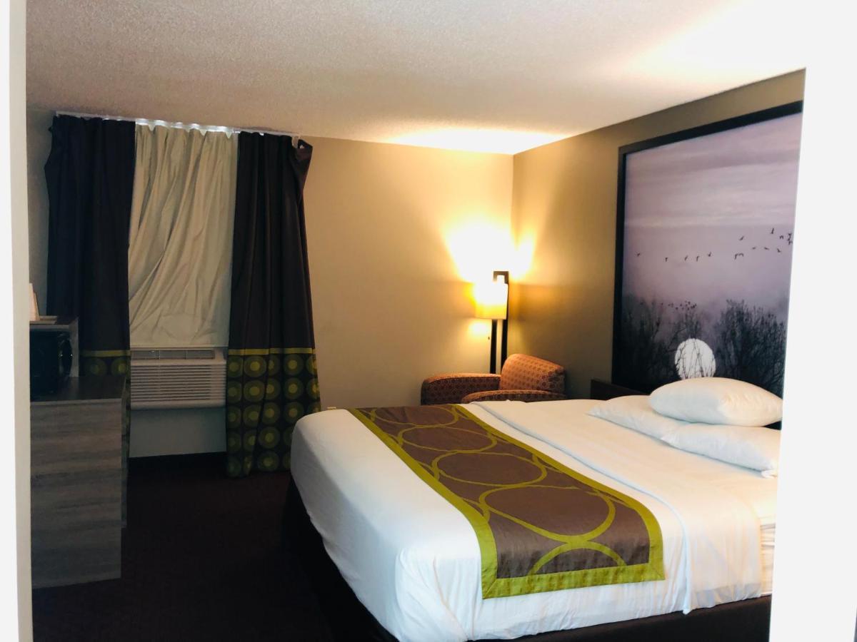 The Inn&Suites Sw Omaha Extérieur photo