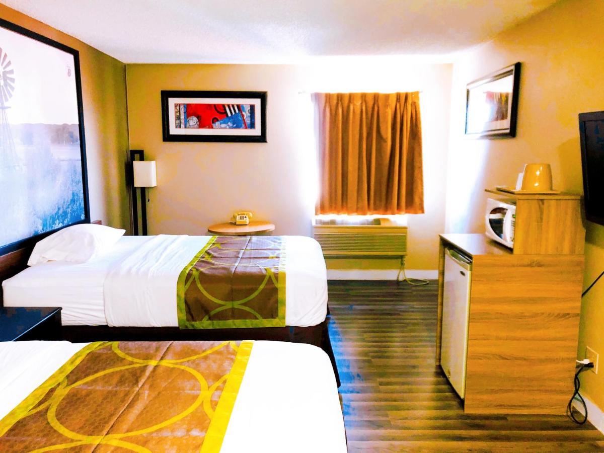 The Inn&Suites Sw Omaha Extérieur photo