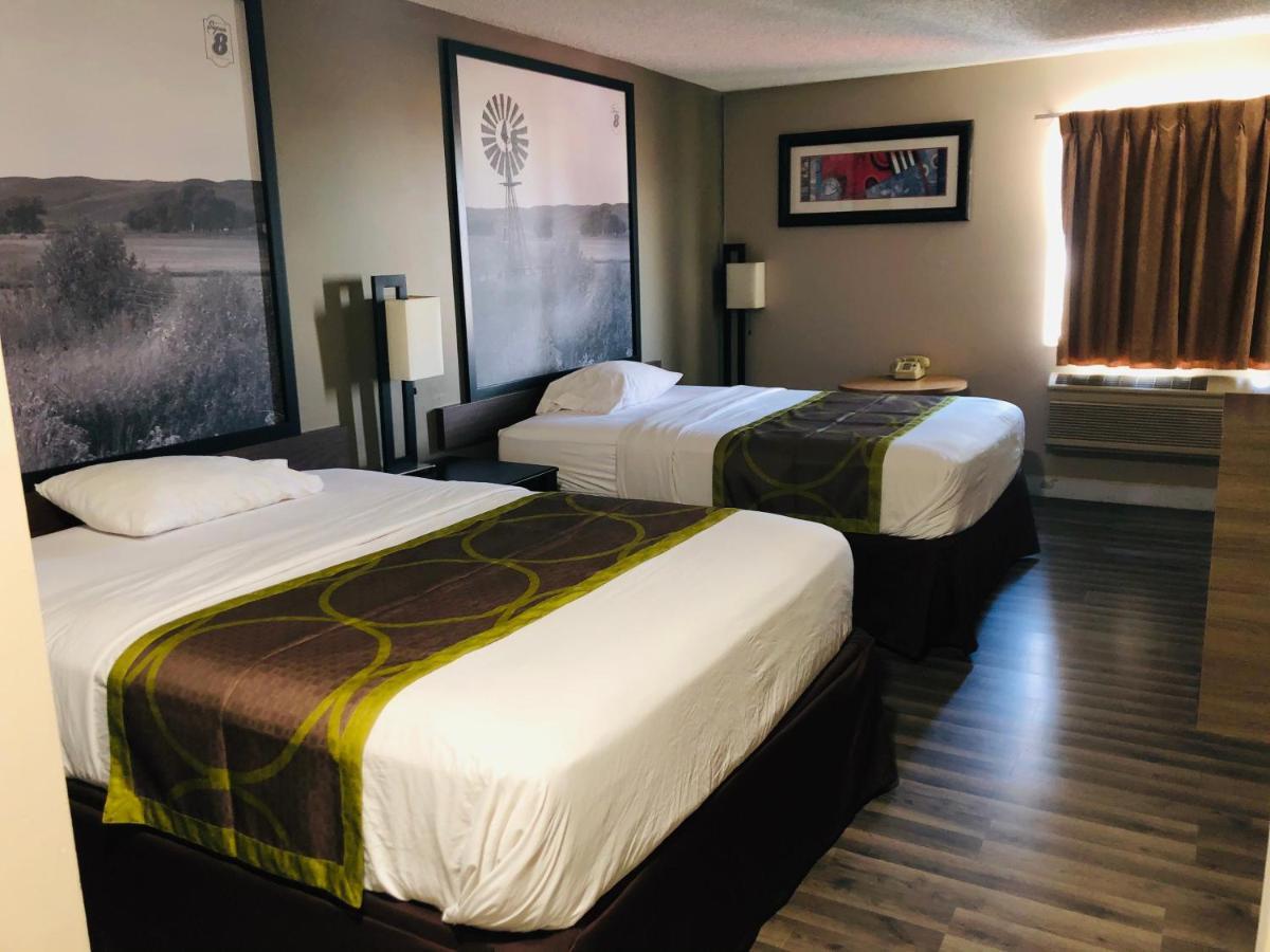 The Inn&Suites Sw Omaha Extérieur photo