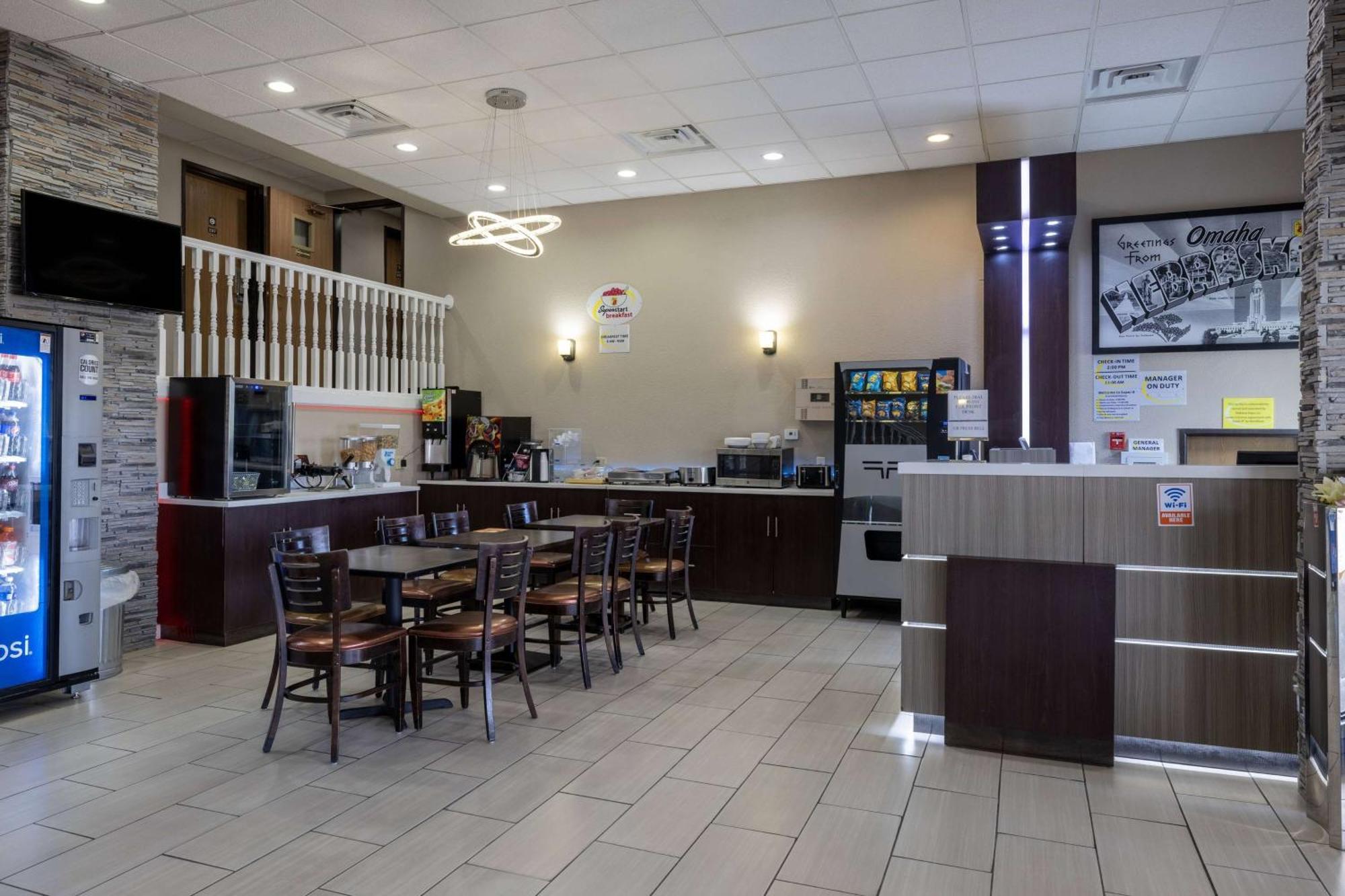The Inn&Suites Sw Omaha Extérieur photo
