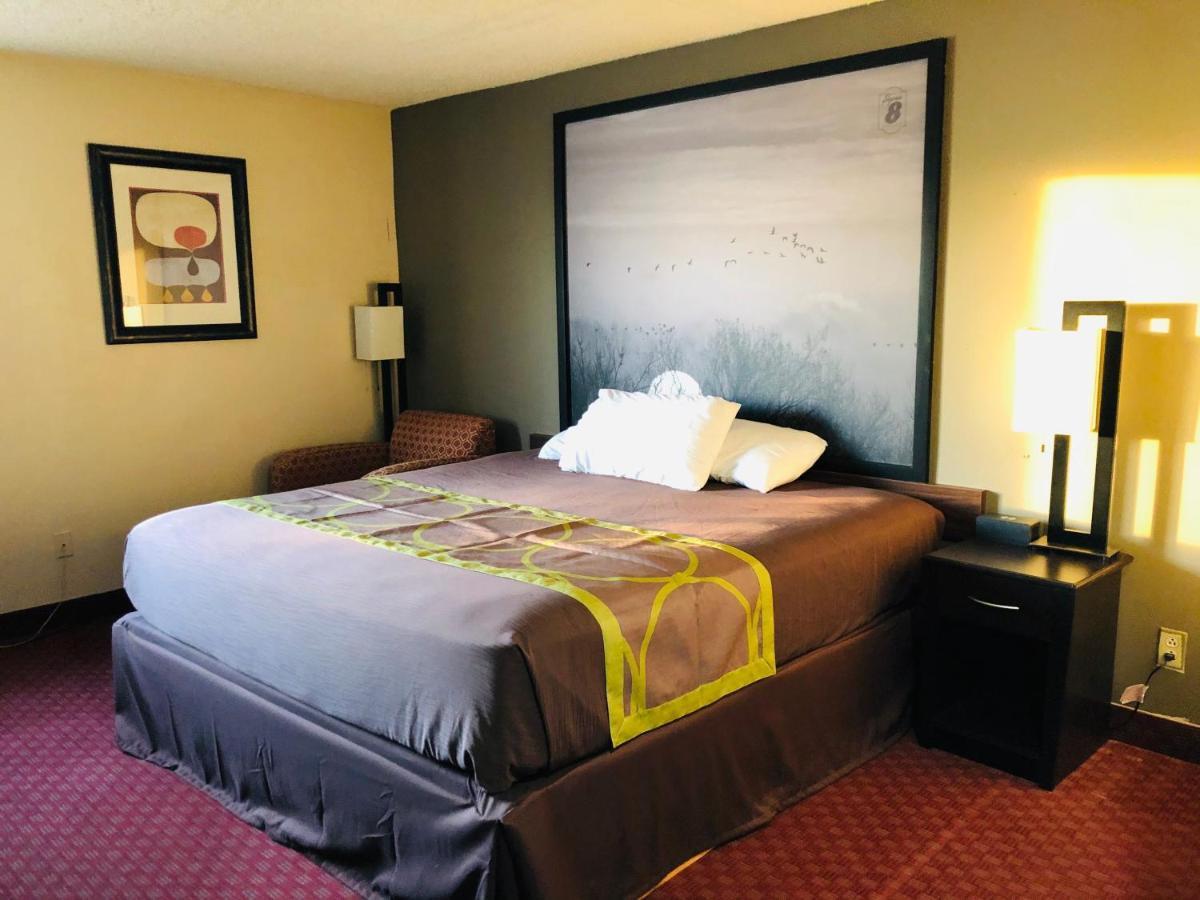 The Inn&Suites Sw Omaha Extérieur photo