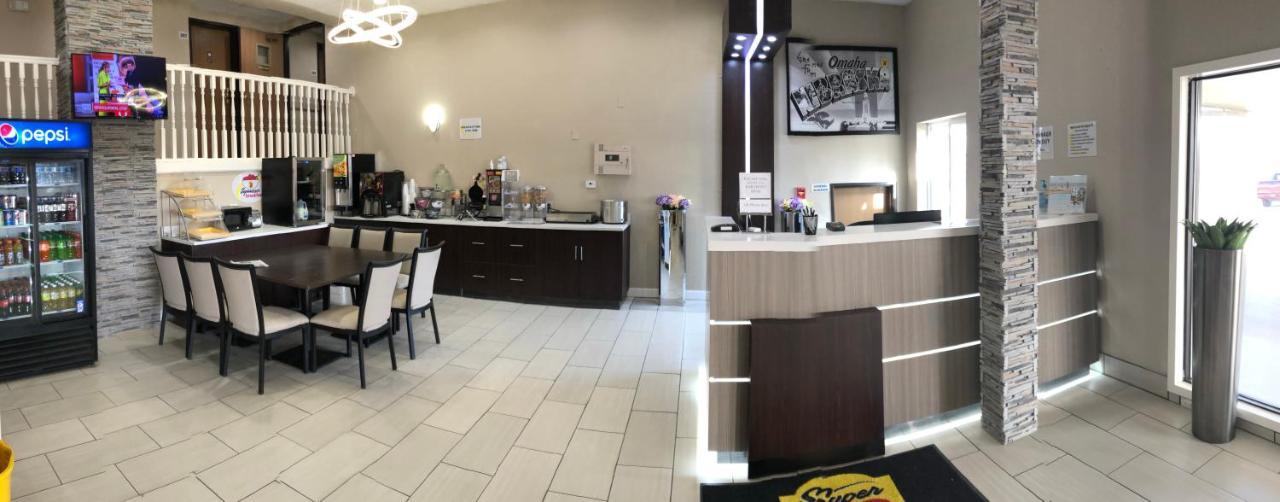 The Inn&Suites Sw Omaha Extérieur photo