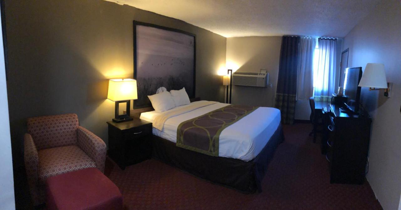 The Inn&Suites Sw Omaha Extérieur photo
